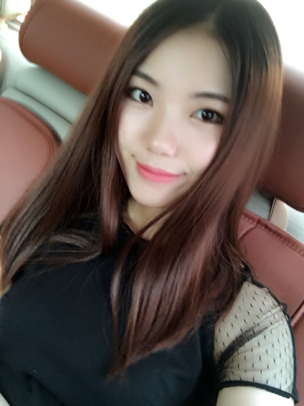 盛开的花朵的第二张照片--泰安相亲服务中心
