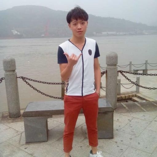 刘子颖的第一张照片--泰安相亲服务中心