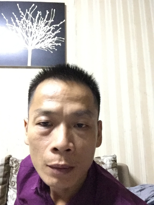 alongzhe的第一张照片--泰安相亲服务中心