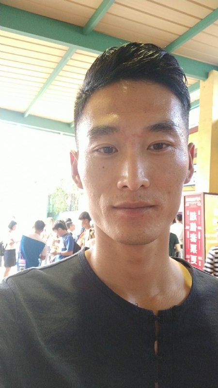 难得糊涂的第一张照片--泰安相亲服务中心