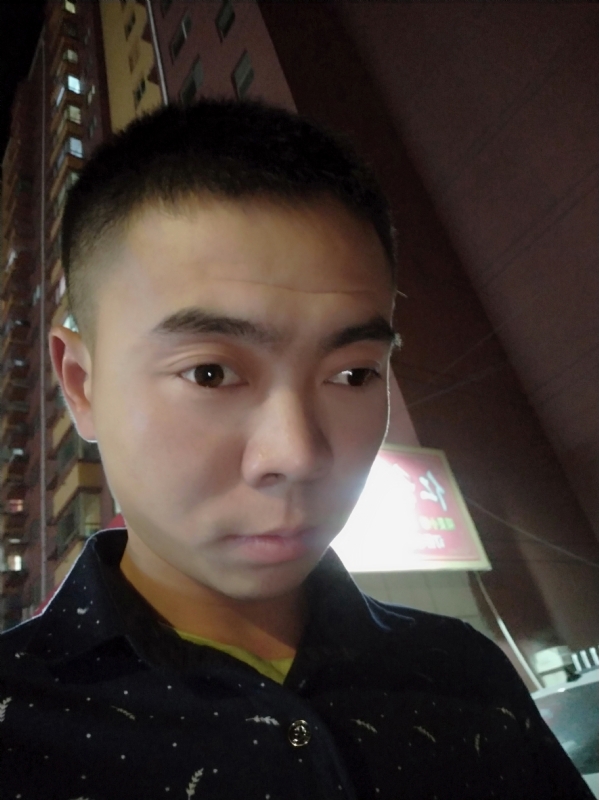 盛夏的果实的第一张照片--泰安相亲服务中心