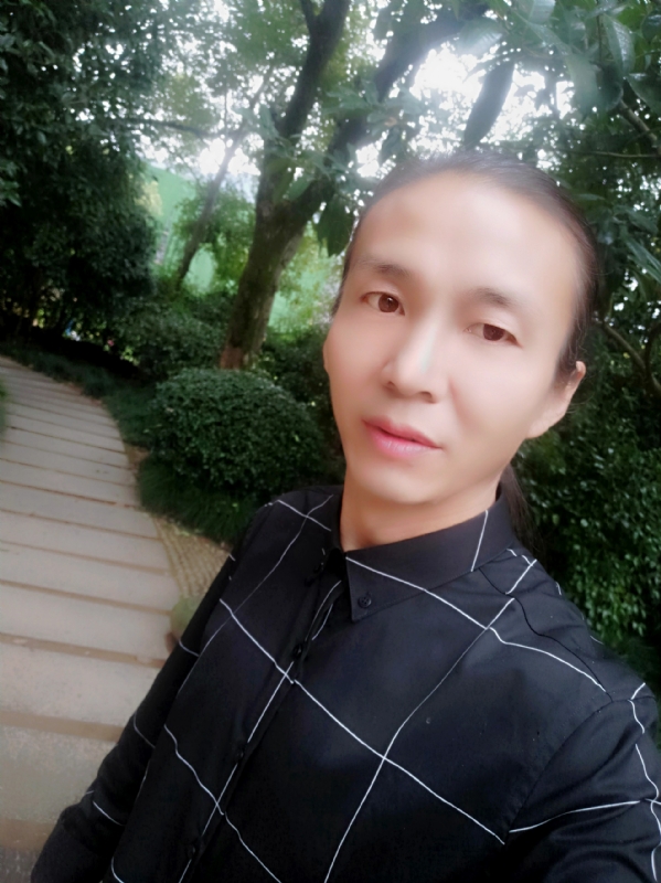 北方的狼的第一张照片--泰安相亲服务中心