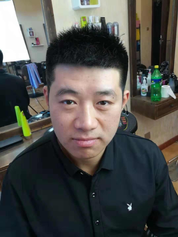 丹东风雨的第一张照片--泰安相亲服务中心