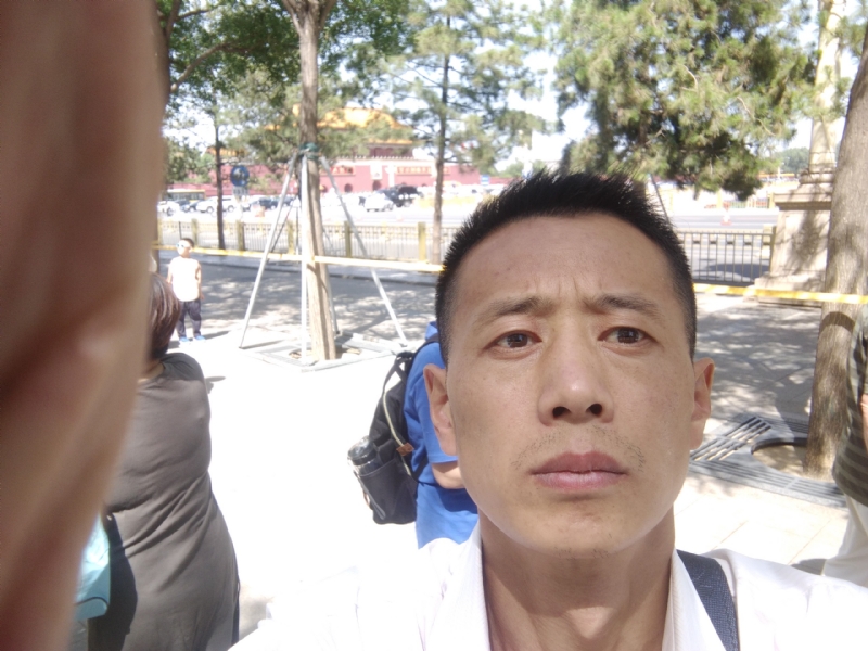 刘红兵的第一张照片--泰安相亲服务中心