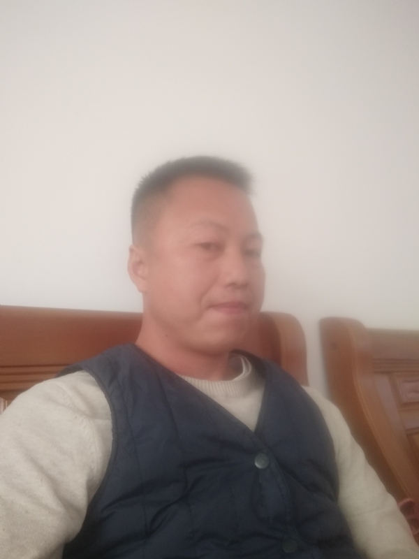 只对你好的第一张照片--泰安相亲服务中心