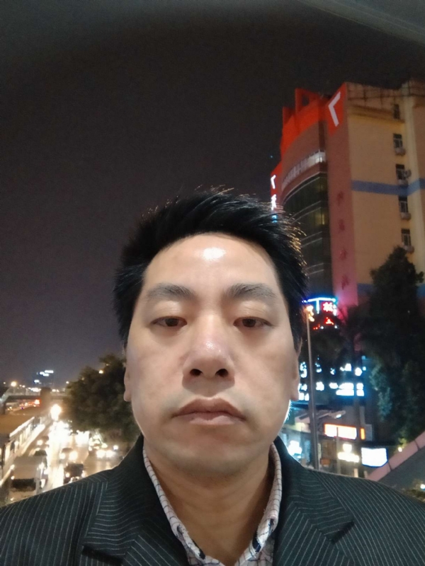 寻找真爱的第一张照片--泰安相亲服务中心