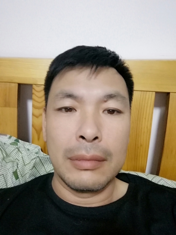 不爱当牛的第一张照片--泰安相亲服务中心