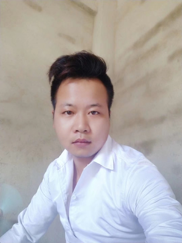 寻觅爱情的第一张照片--泰安相亲服务中心
