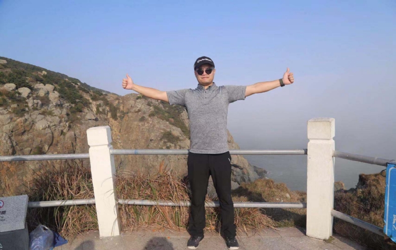 何当重相见的第一张照片--泰安相亲服务中心