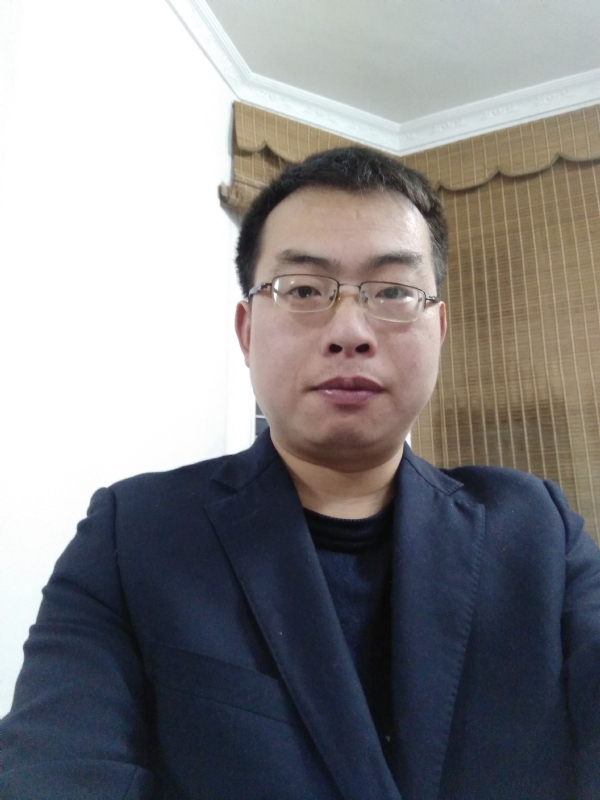 简单爱的第一张照片--泰安相亲服务中心