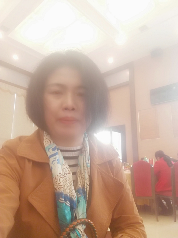 心雨的第一张照片--泰安相亲服务中心