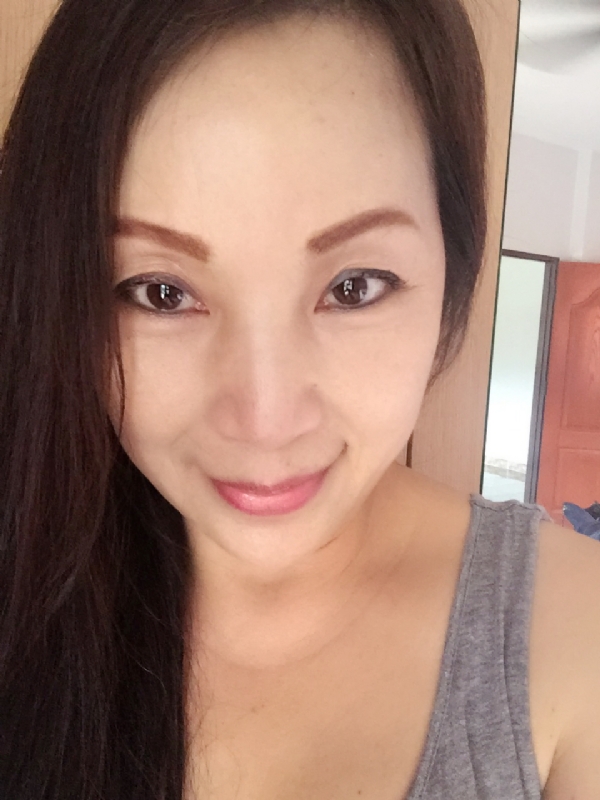 ying的第一张照片--泰安相亲服务中心