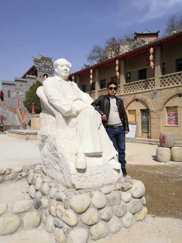 单身汉的第一张照片--泰安相亲服务中心