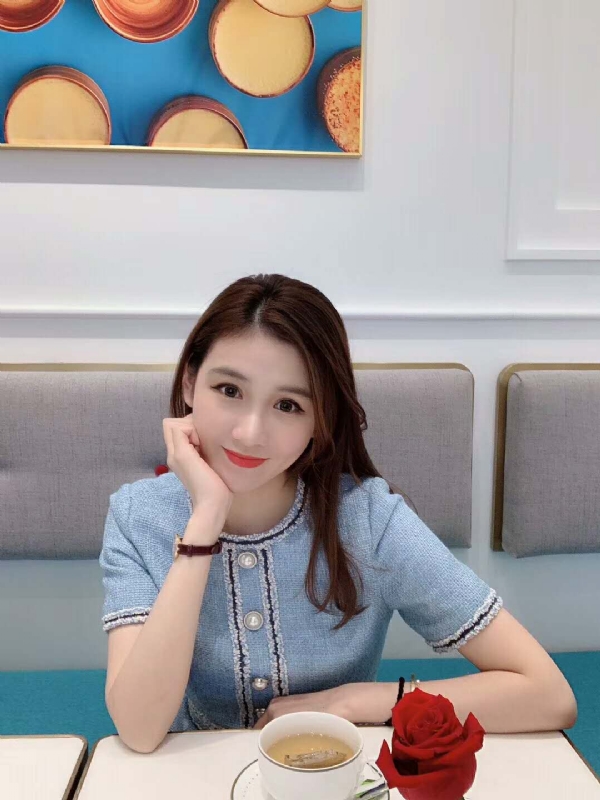 Emily的第二张照片--泰安相亲服务中心