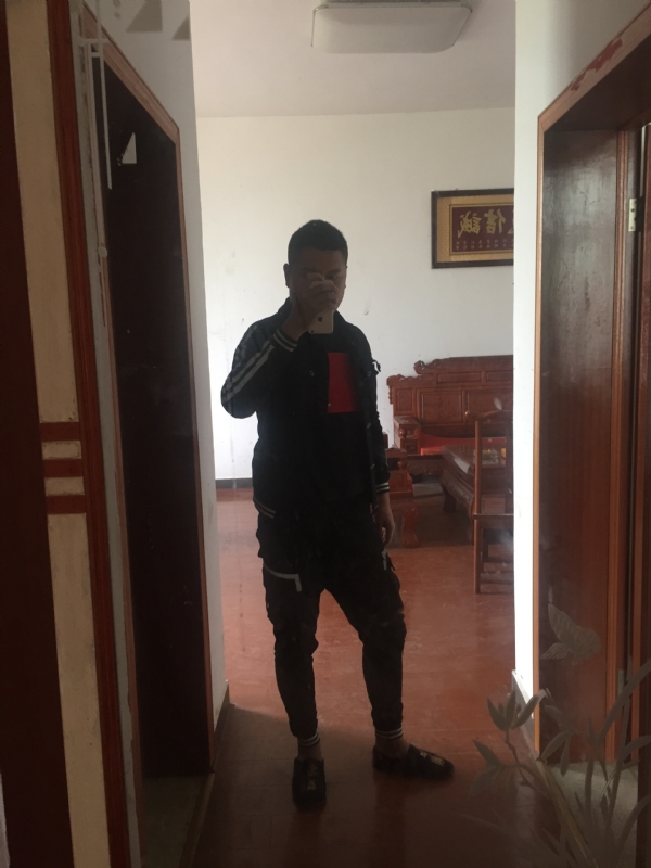 MC无所畏惧的第一张照片--泰安相亲服务中心