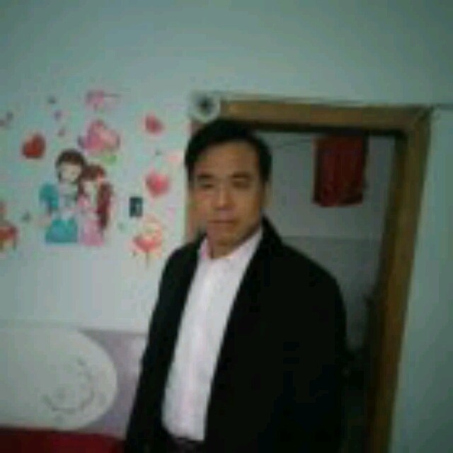 阳光的第一张照片--泰安相亲服务中心