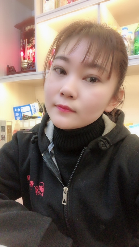 泡沫的第一张照片--泰安相亲服务中心