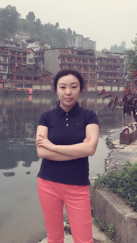乐妞的第一张照片--泰安相亲服务中心