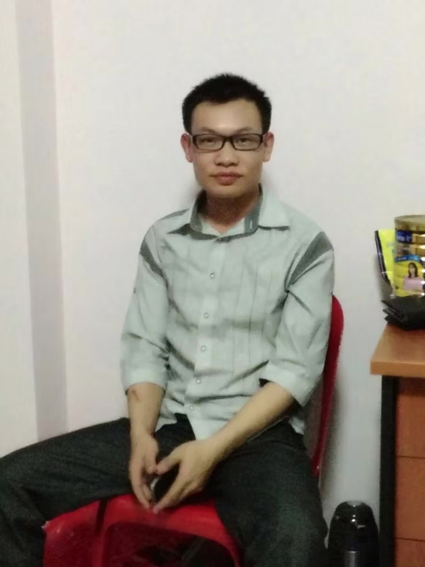 坚强不屈的第一张照片--泰安相亲服务中心