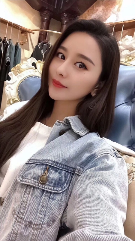 李珊珊的第一张照片--泰安相亲服务中心
