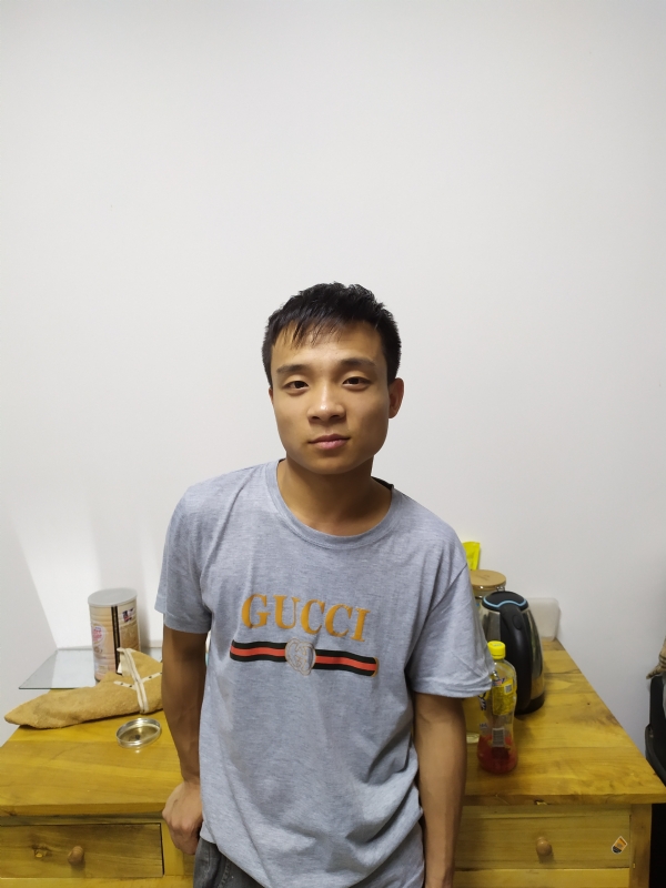 站着等你三千年的第一张照片--泰安相亲服务中心