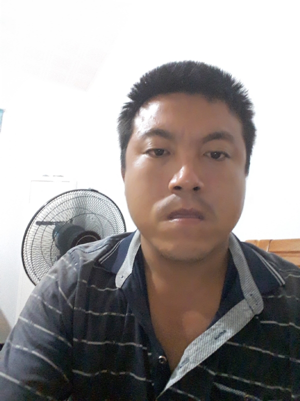 孤独的人的第一张照片--泰安相亲服务中心