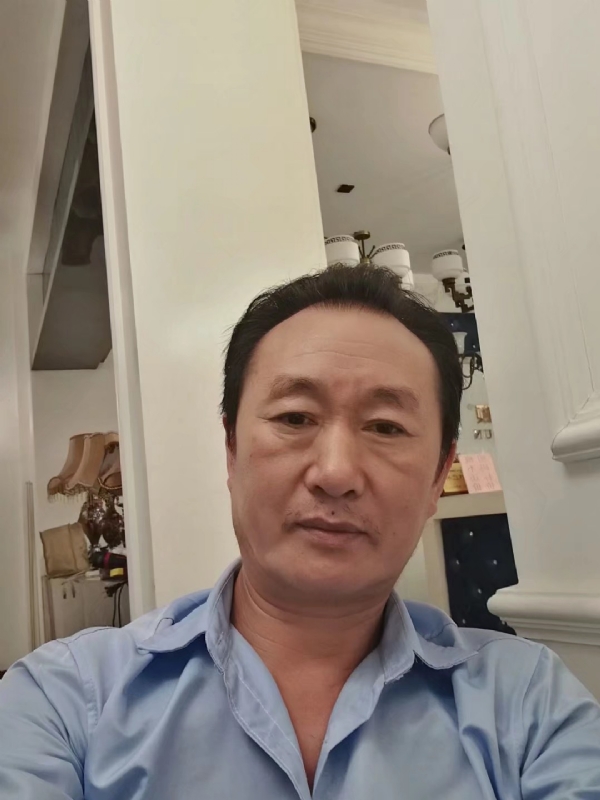 青松的第一张照片--泰安相亲服务中心