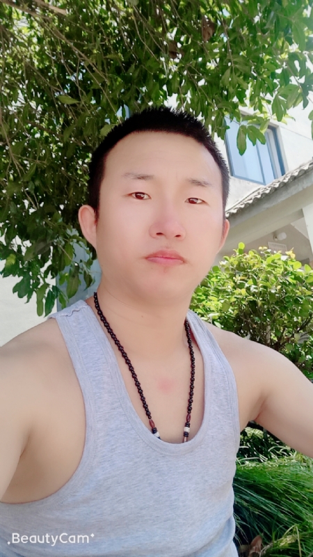 系咯在的第一张照片--泰安相亲服务中心