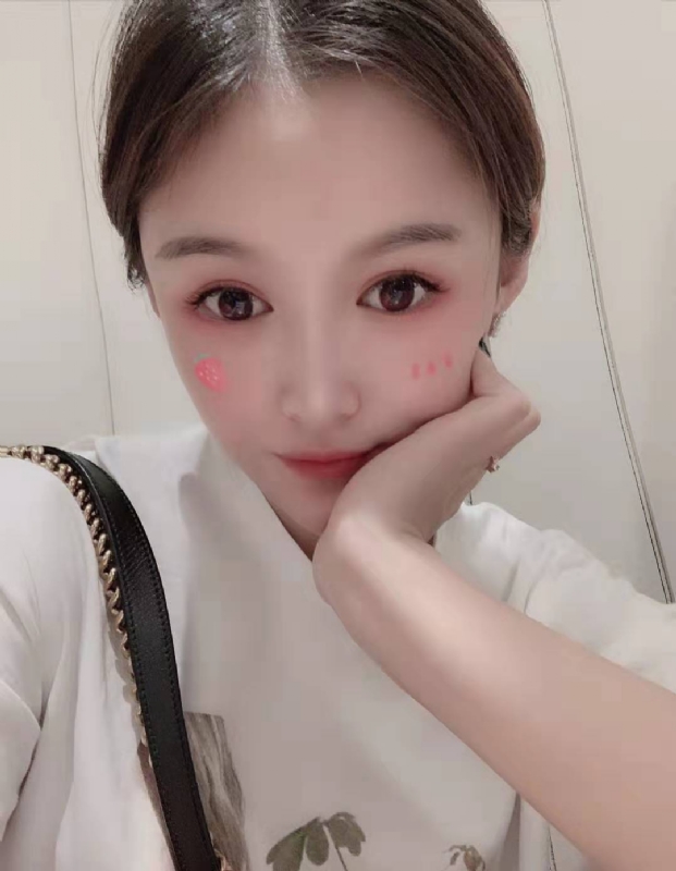 fei菲儿的第一张照片--泰安相亲服务中心