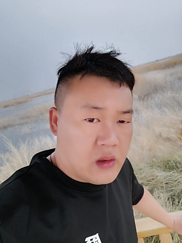 沐歌的第一张照片--泰安相亲服务中心