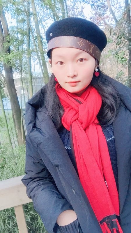 风中百合的第一张照片--泰安相亲服务中心
