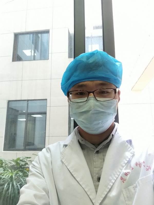 口腔小医生的第一张照片--泰安相亲服务中心