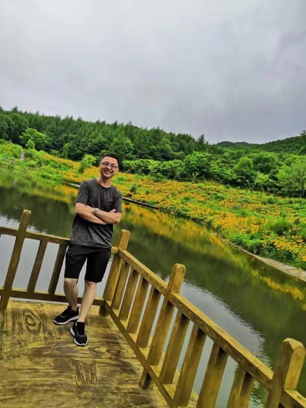 正能量的第二张照片--泰安相亲服务中心