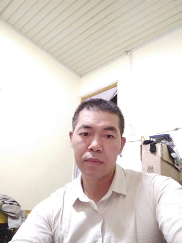为伊消得人憔悴的第一张照片--泰安相亲服务中心