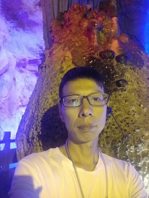 红叶的第一张照片--泰安相亲服务中心