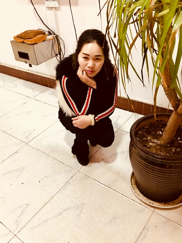 小香风的第一张照片--泰安相亲服务中心