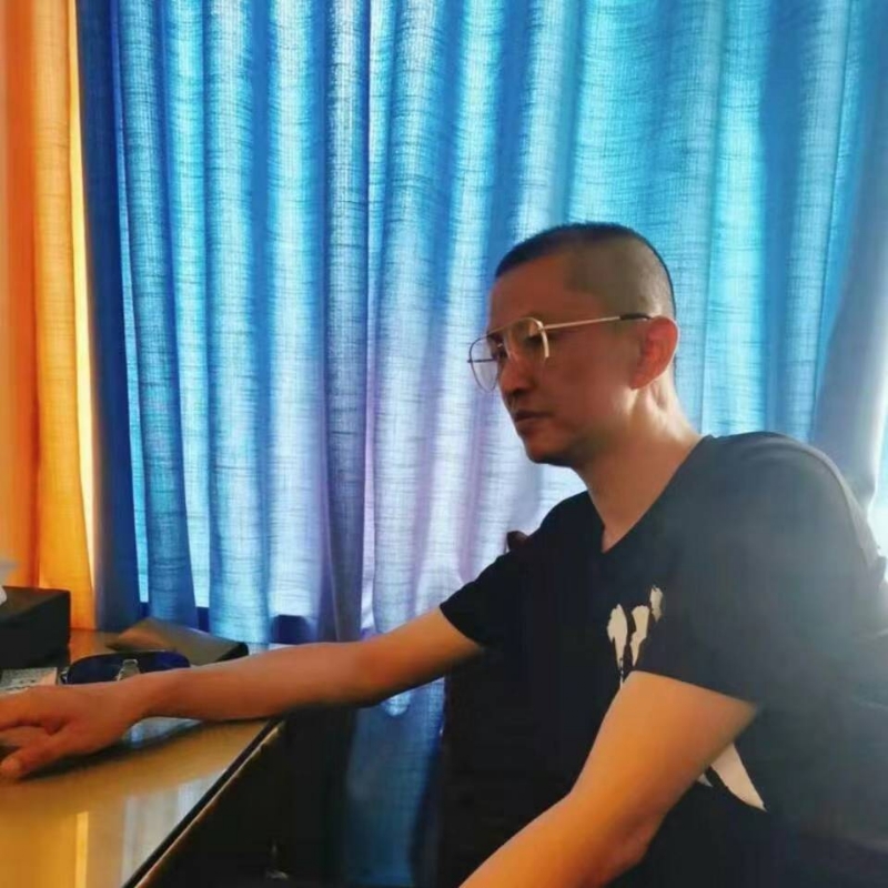 静心的第一张照片--泰安相亲服务中心