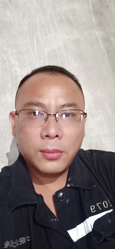 知足常乐的第一张照片--泰安相亲服务中心