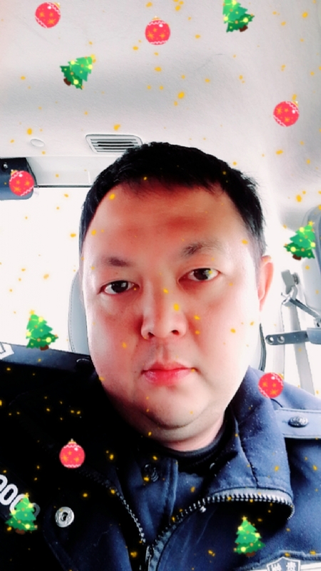 恨孤独的第一张照片--泰安相亲服务中心