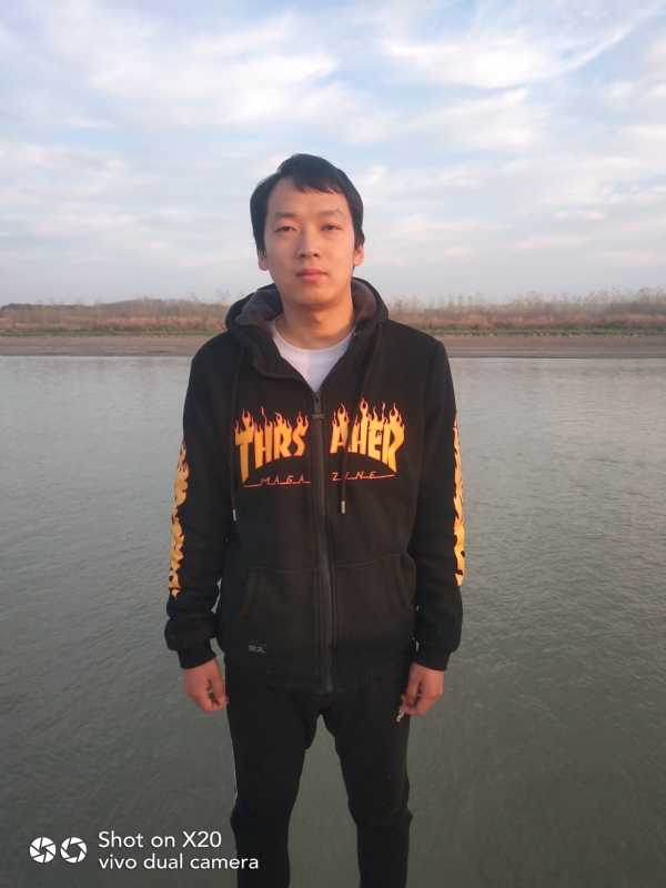 一往情深的第一张照片--泰安相亲服务中心