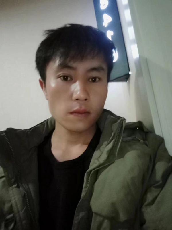 槑头槑脑的第一张照片--泰安相亲服务中心