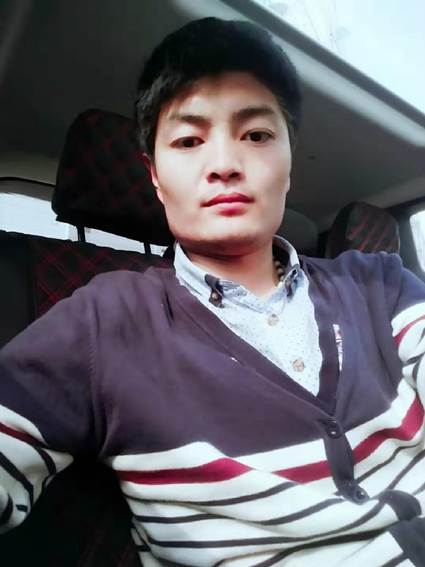 心畫的第一张照片--泰安相亲服务中心
