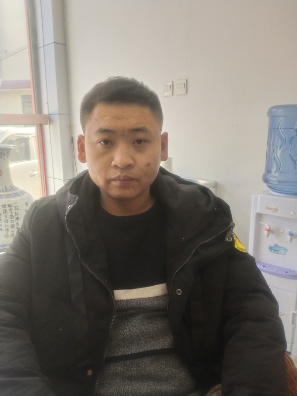 瞿波的第一张照片--泰安相亲服务中心