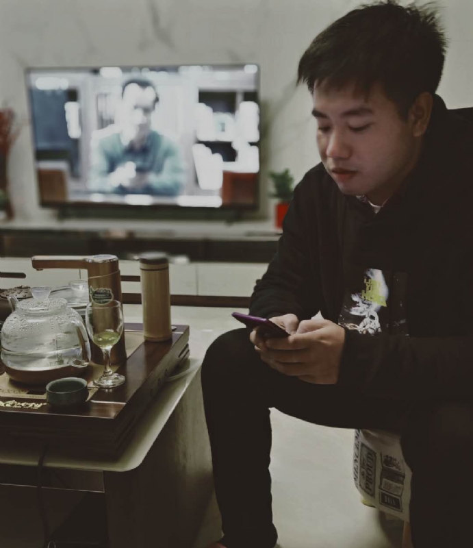 嗯今年能脱单吗的第一张照片--泰安相亲服务中心