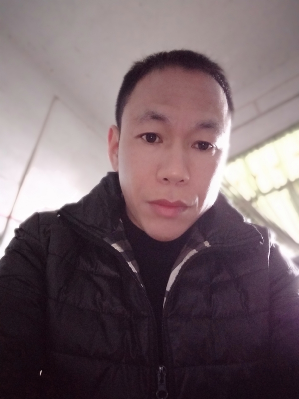 相信真爱的第一张照片--泰安相亲服务中心
