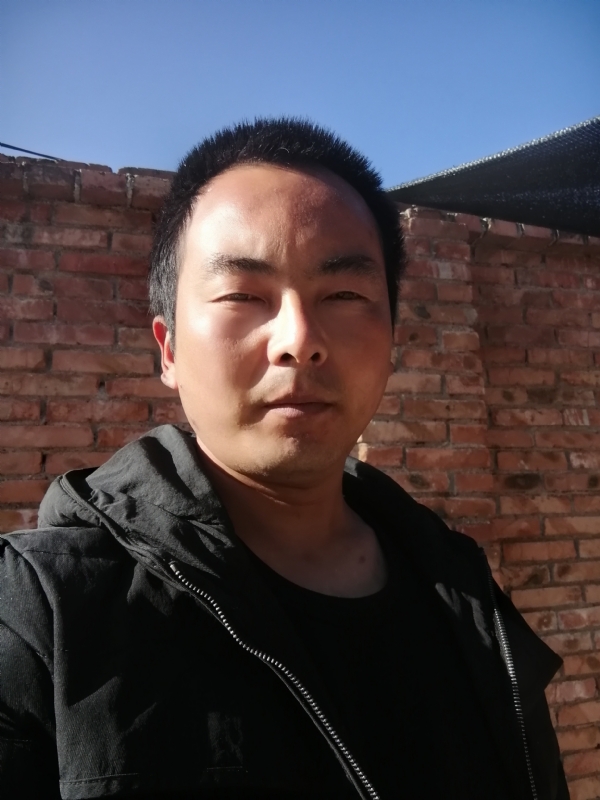 流年寂寞了谁的容颜的第一张照片--泰安相亲服务中心