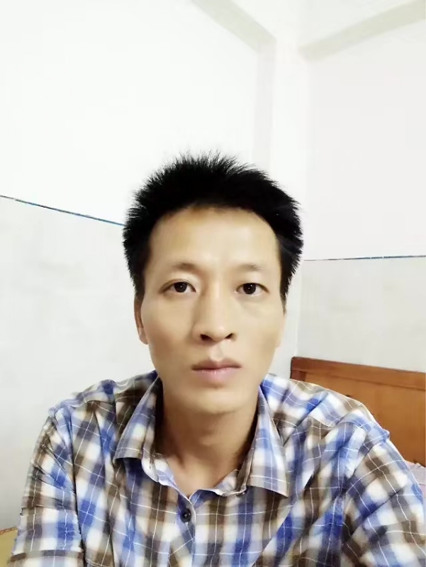流年未亡的第一张照片--泰安相亲服务中心
