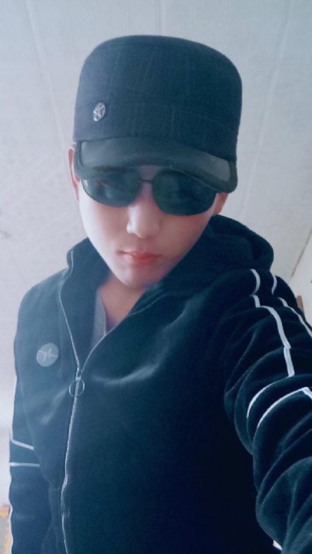 等你的季节的第一张照片--泰安相亲服务中心