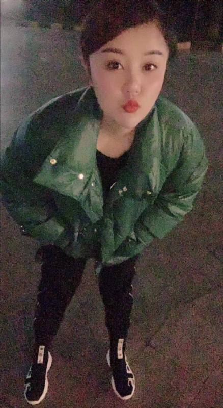 杨乔依的第一张照片--泰安相亲服务中心