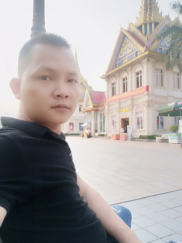 漂泊者的第一张照片--泰安相亲服务中心